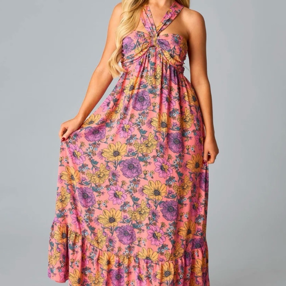 🆕 Pink Floral Halter Maxi Dress